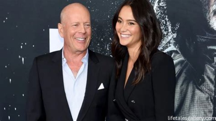 Phillip Sneed Net Worth