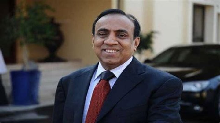 Ravi Pillai Net Worth