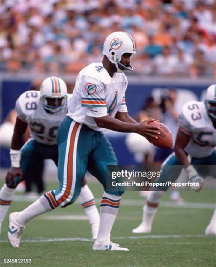 Reggie Roby Net Worth