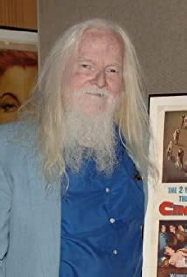 Robert Easton Net Worth