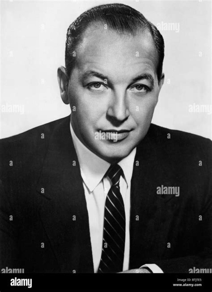 Robert W. Sarnoff Net Worth