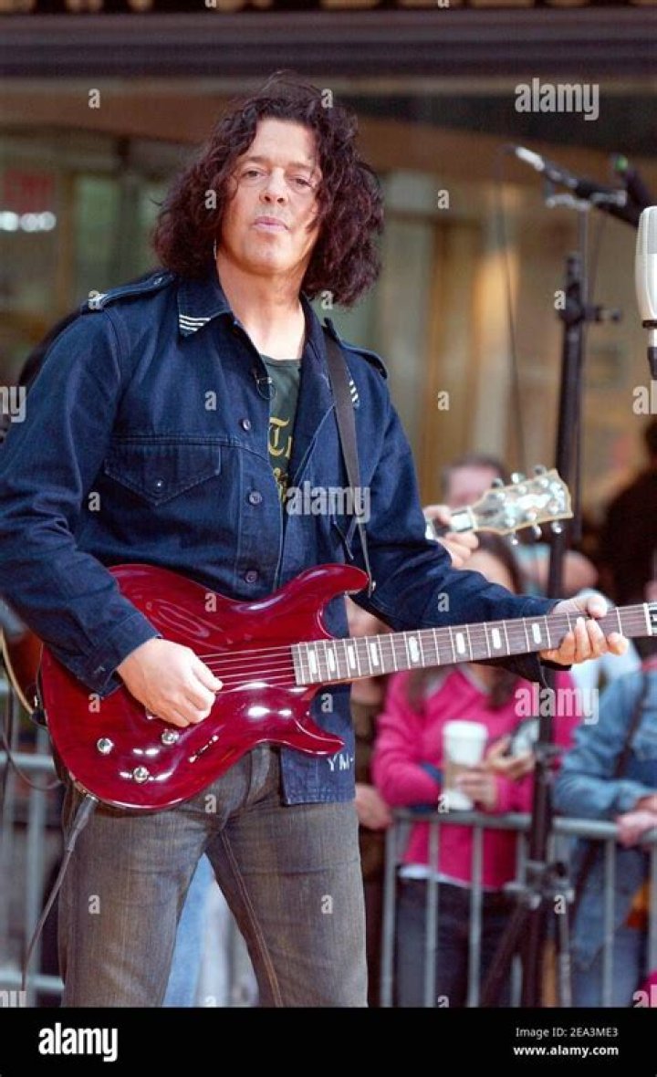 Roland Orzabal’s Net Worth, Biography, Career, Awards, Fact and Life Story