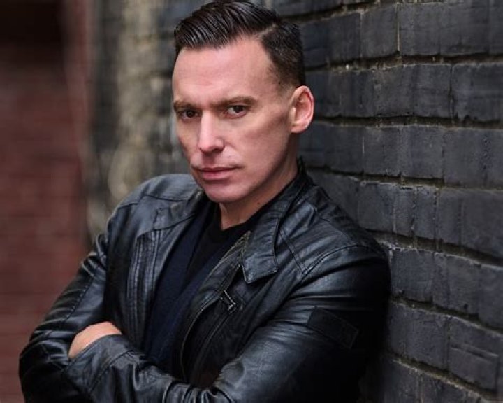 Ron Pederson Net Worth