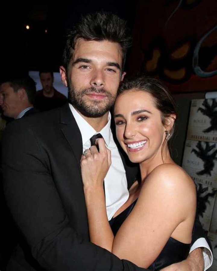 Roped: Josh Swickard Age, Girlfriend, Wiki, Height, Biography