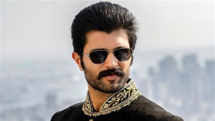 Sabella Storey Net Worth