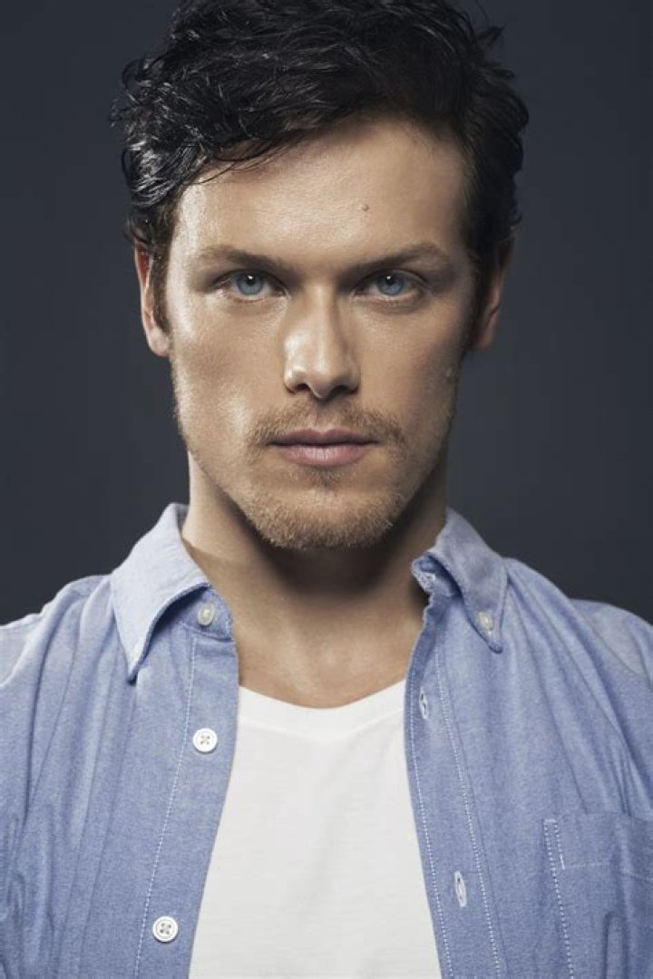 Sam Heughan Height, Weight, Body Measurements, Shoe Size