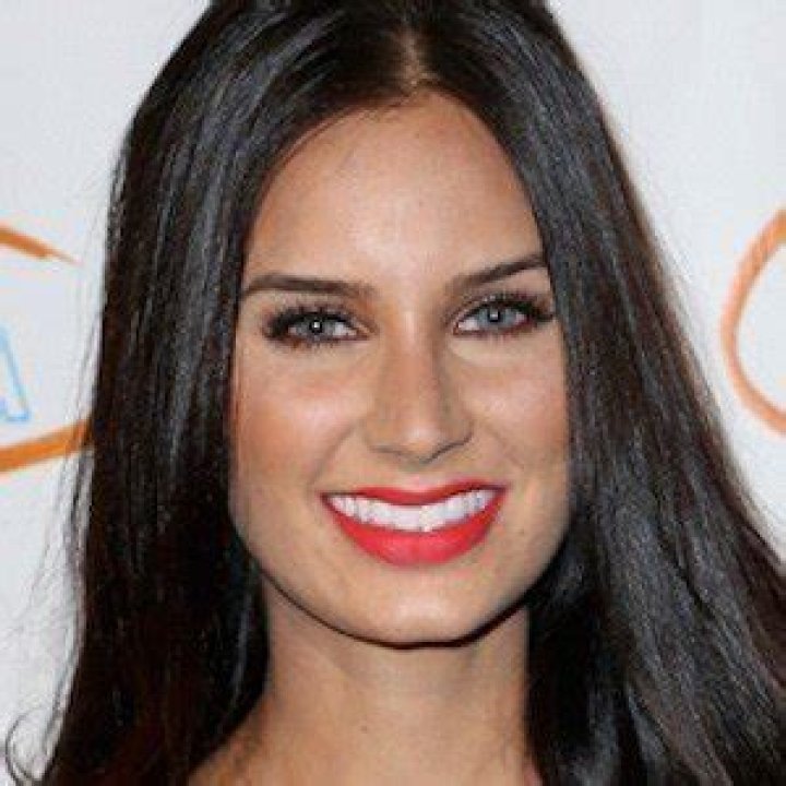 Samantha Steffen Net Worth
