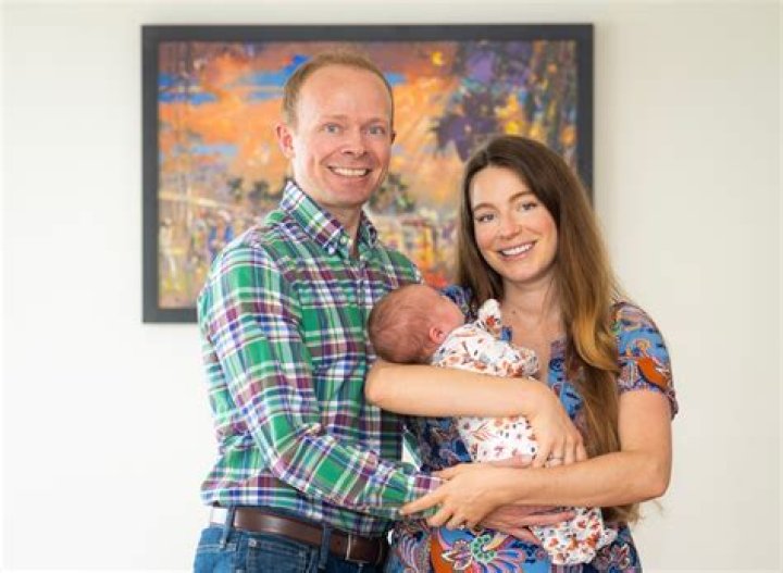 Sarah Bricker Net Worth