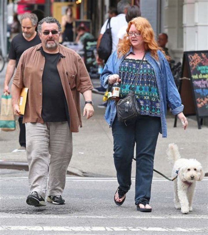 Saul Rubunek Married, Wife, Children, Net Worth, Age, Height, Wiki, Bio