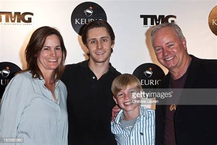 Shelly Bovert Hyde-White Net Worth