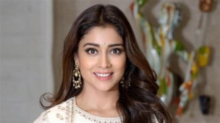 Shriya Saran Net Worth