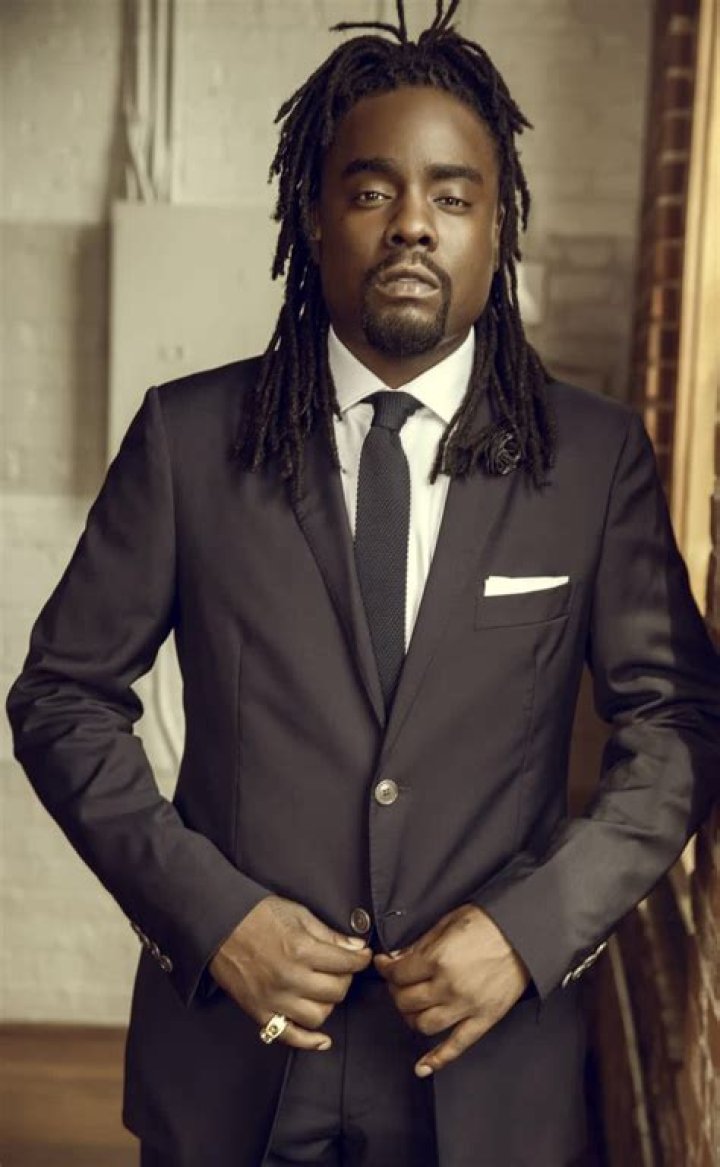 
Sonny Hall Height, Weight, Net Worth, Age, Birthday, Wikipedia, Who, Nationality, Biography 