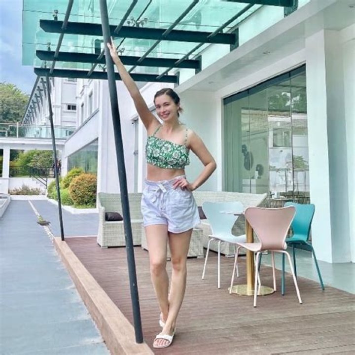 Sonya Cruz Height, Weight, Net Worth, Age, Birthday, Wikipedia, Who, Instagram, Biography