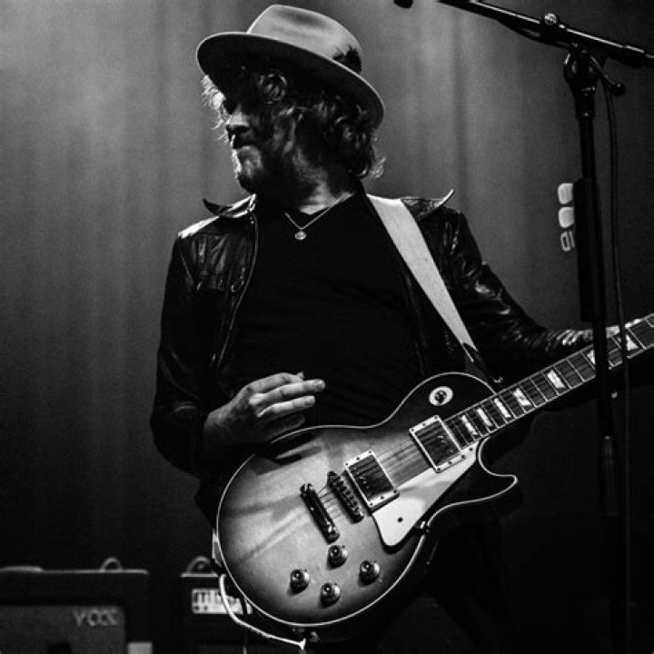 Steve Selvidge Net Worth