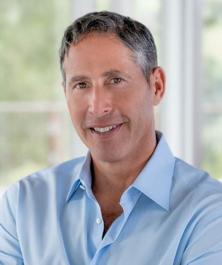 Stuart Shiff Net Worth