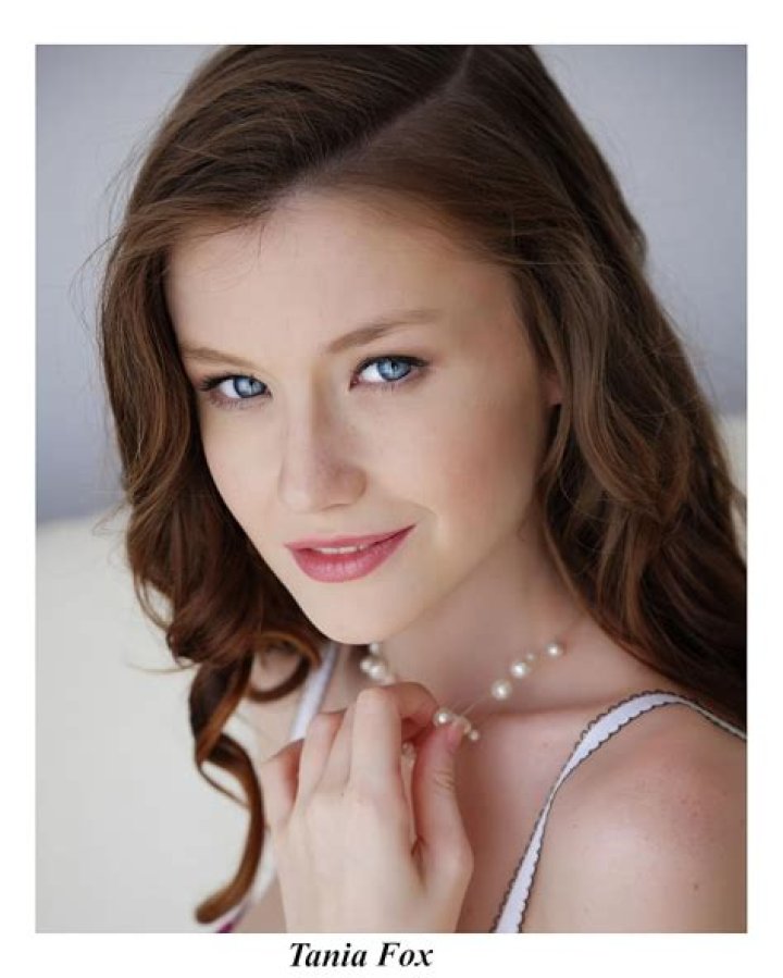 Meet Tania Fox – Everything You Need To Know