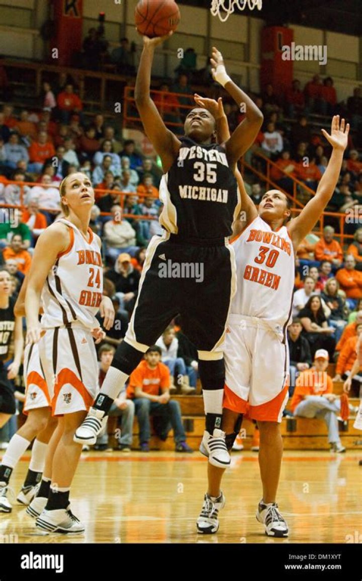 Tara Correa-McMullen Net Worth