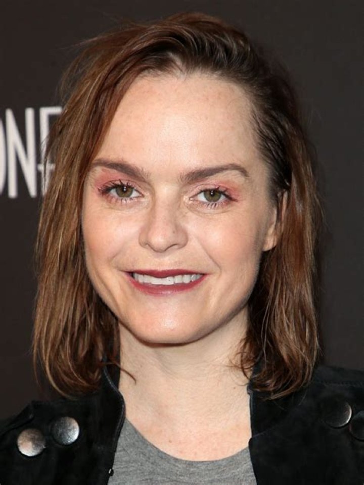 Taryn Manning Height, Weight, Measurements, Bra Size, Shoe Size