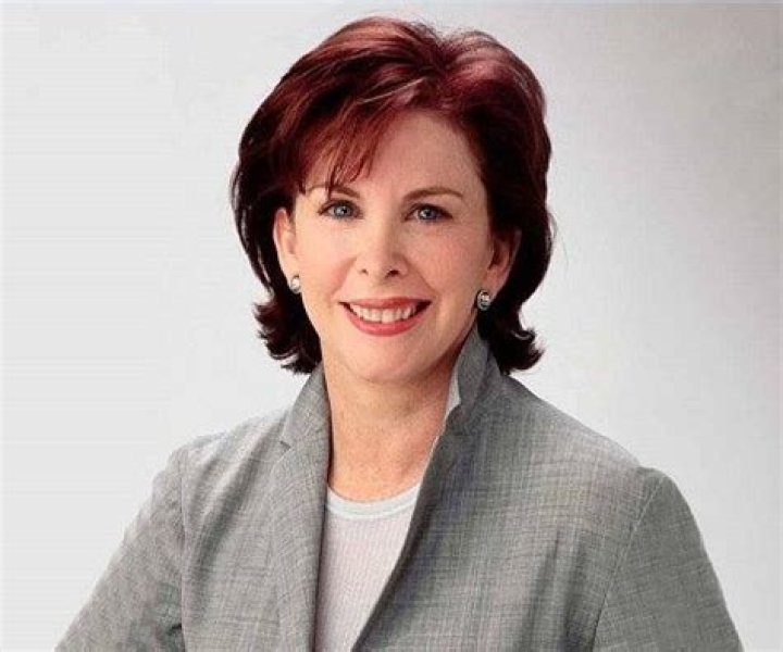 Terry Savage Bio, Age, Husband, Net Worth, Married, Salary, Birthday, Book, Wiki