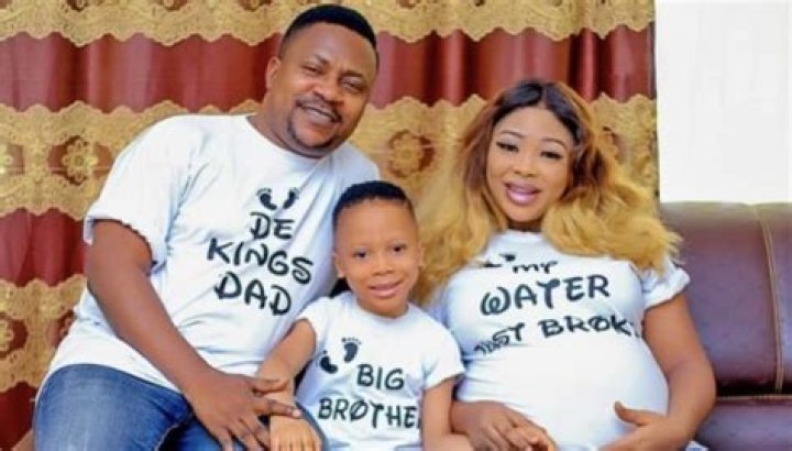 The Scoop on Segun Ogungbe’s Family With Two Wives and Four Children