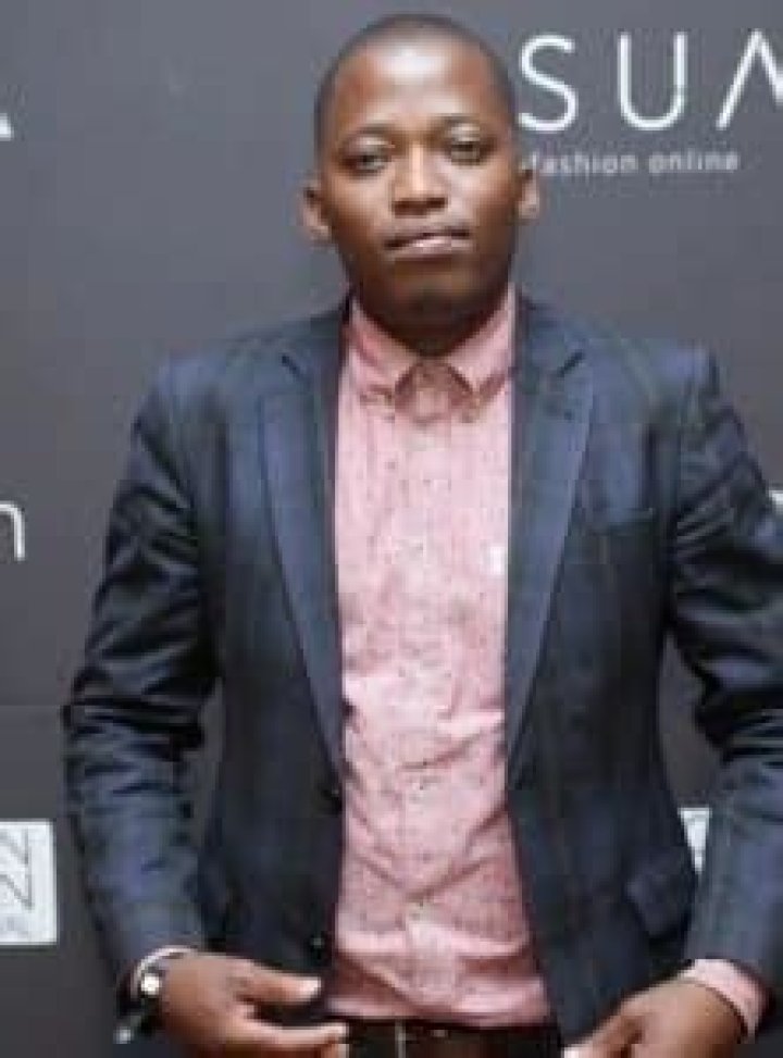 
Thulani Thuswa Age, Birthday, Wikipedia, Who, Nationality, Biography 