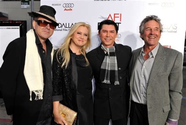 Timothy Bottoms Net Worth