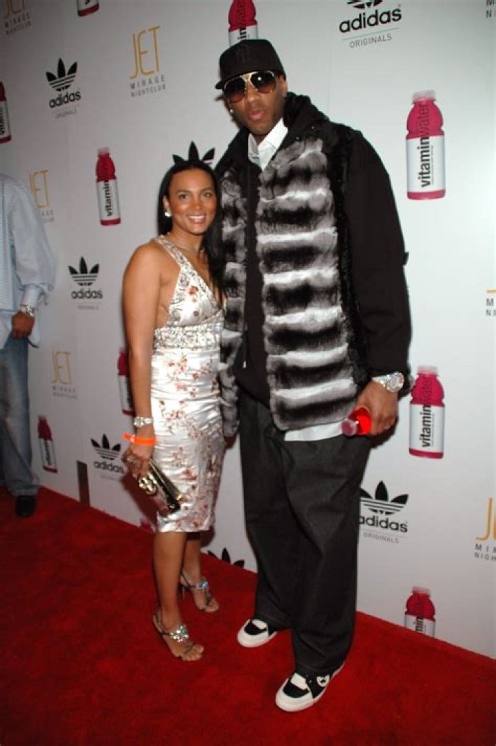 Tracy McGrady: Wife, net worth, tattoos, smoking & body facts