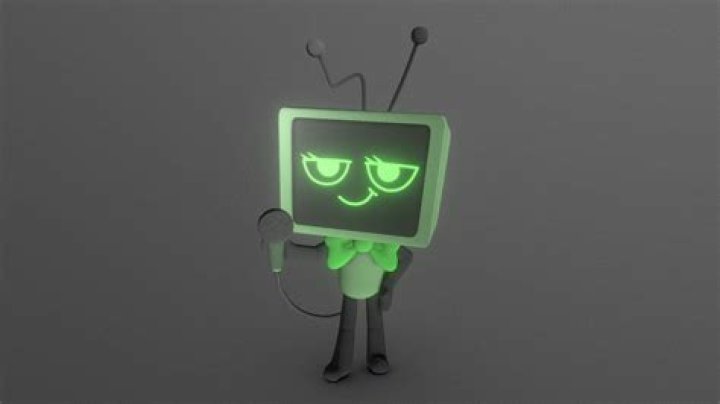 
Vee, a reality TV star, explains why she enjoys Twitter. 