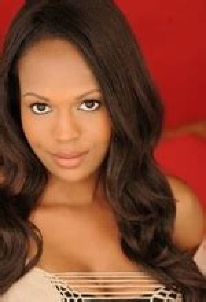 Veronica Blakney Net Worth