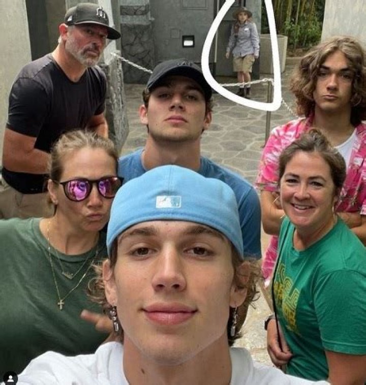 Vinnie Hacker Bio, Wiki, Age, Family, Girlfriend, TikTok and Net Worth