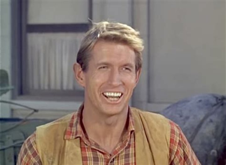 Warren Vanders Net Worth