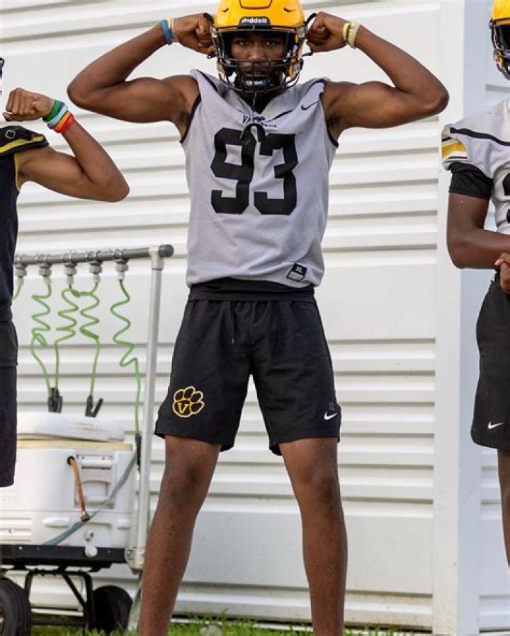 
What Happened To Kelvin Samuel? Love Guru Death News Rocks The Twitter 