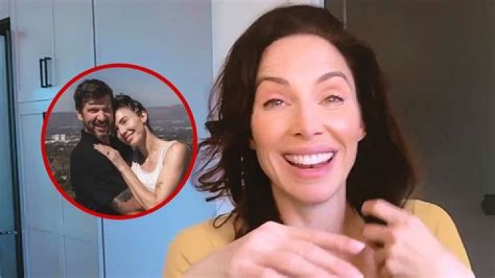 Whitney Cummings: Husband, net worth, tattoos, smoking & body measurements