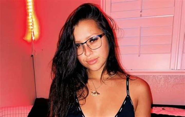 Whitney Wren’s Net Worth, Early Life, Age, Bio, Personal Life