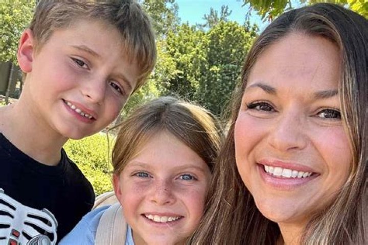 
Who are Deanna Pappass Parents? Deanna Pappas Biography, Parents Name, Nationality and More 