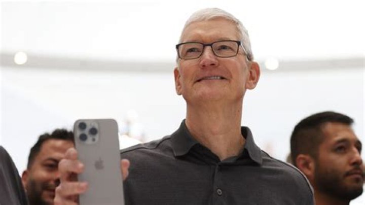 Who Is Apple CEO Tim Cook Husband and Gay Partner? His Salary and Net Worth