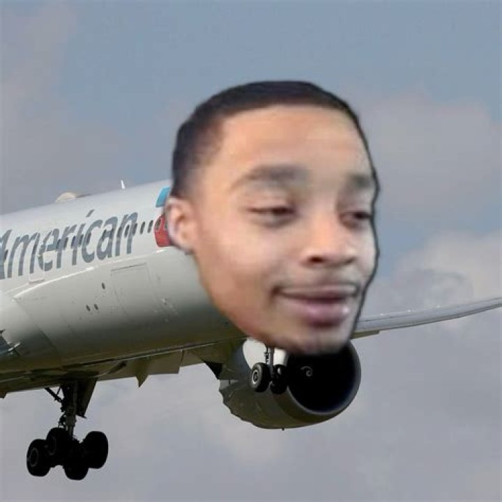 Who is Dreyahh? FlightReacts Mystery Girlfriend is an Onlyfans Star