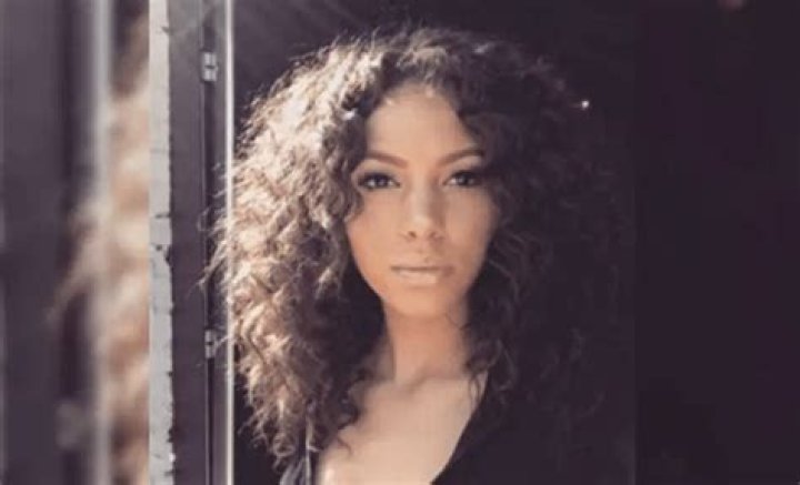 
Who is Ezekiel Elliott girlfriend today? His relationships and dating affairs 