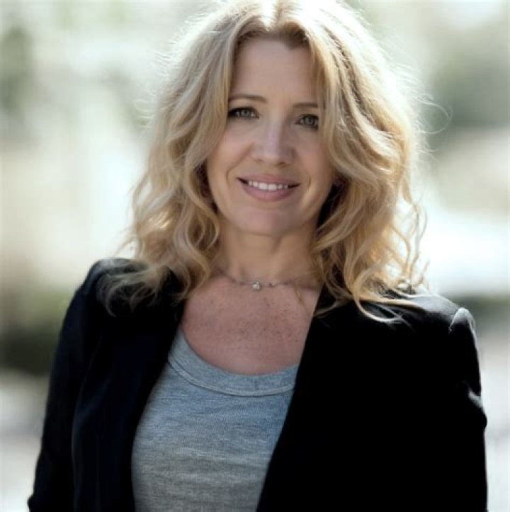 Who Is Jen Eldridge? Everything To Know About The Actress Of The Goldbergs