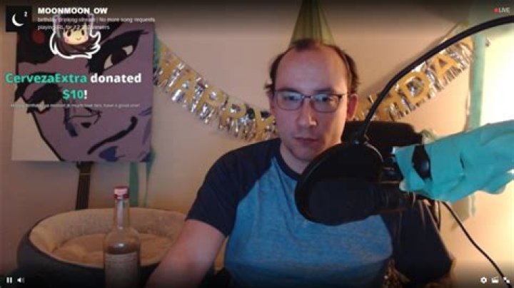 
Who is MOONMOON_OW? Wiki Bio, age, real face and name, net worth 