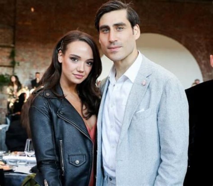 Who Is Sofia Franklyn Boyfriend Peter Nelson? How Rich Is The “Call Her Daddy” Poscastor?