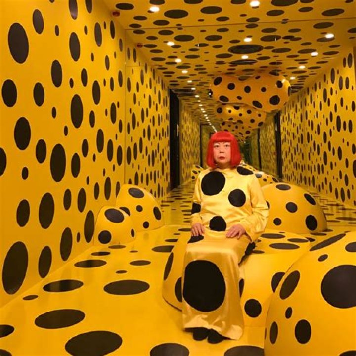 Yayoi Kusama Net Worth
